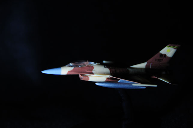 20 F16.jpg